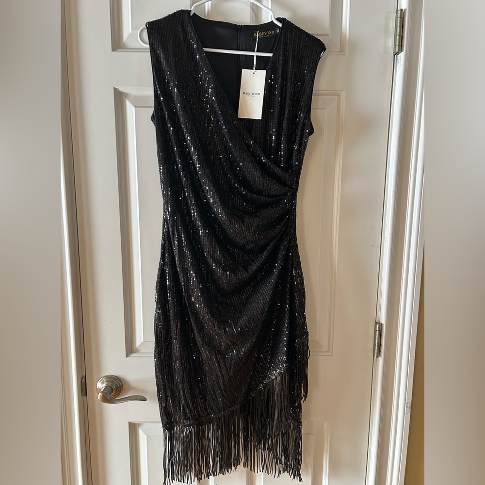Elegant Black Fringe Dress Flapper Style